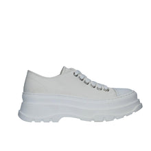 Carica l&#39;immagine nel visualizzatore di Gallery, Sneakers con suola rialzata bianche
