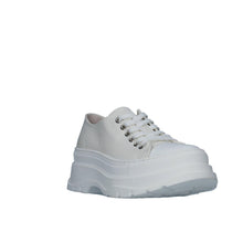 Carica l&#39;immagine nel visualizzatore di Gallery, Sneakers con suola rialzata bianche
