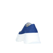 Carica l&#39;immagine nel visualizzatore di Gallery, Sneakers con suola rialzata blu
